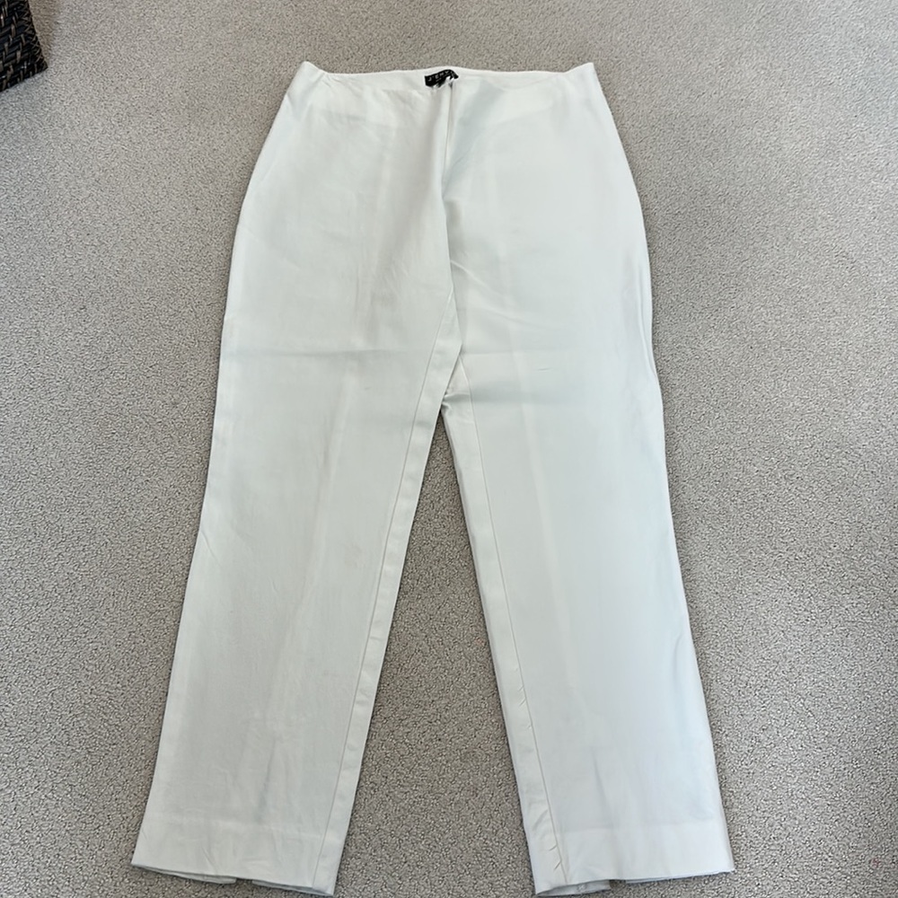 J’Envie New York White Pants, size 6